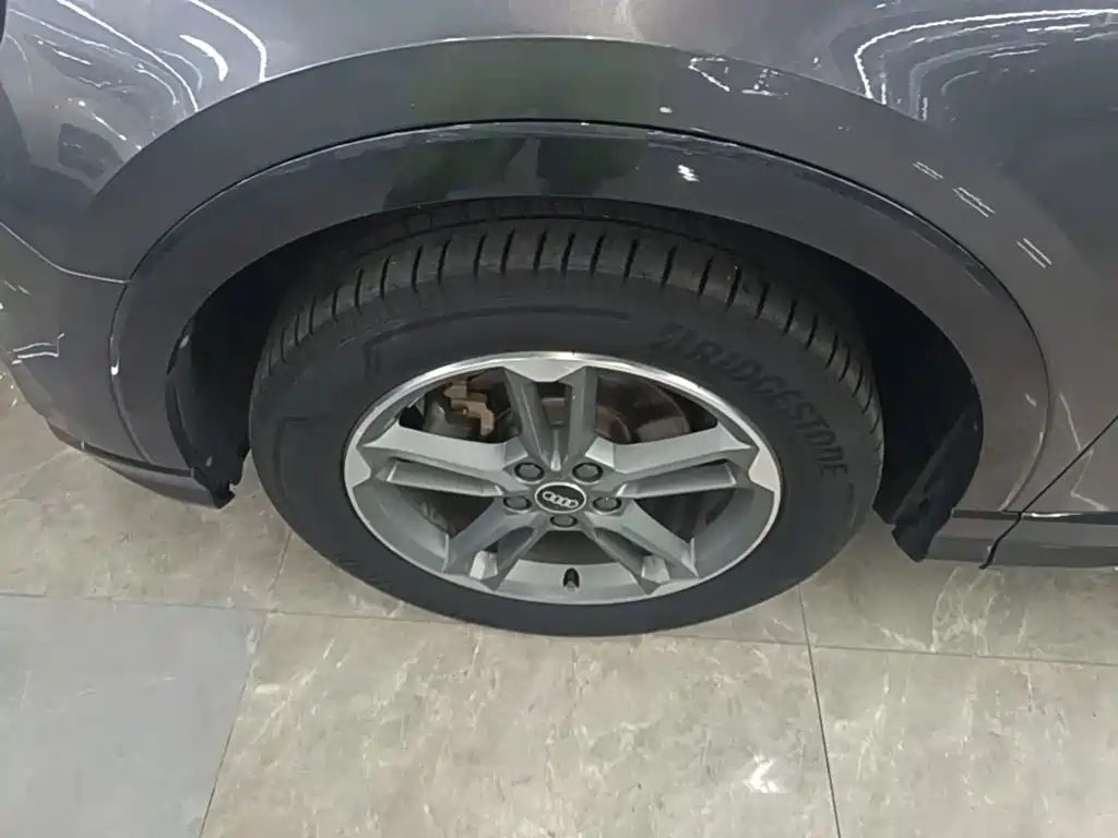 Фото 23 - Audi Q3