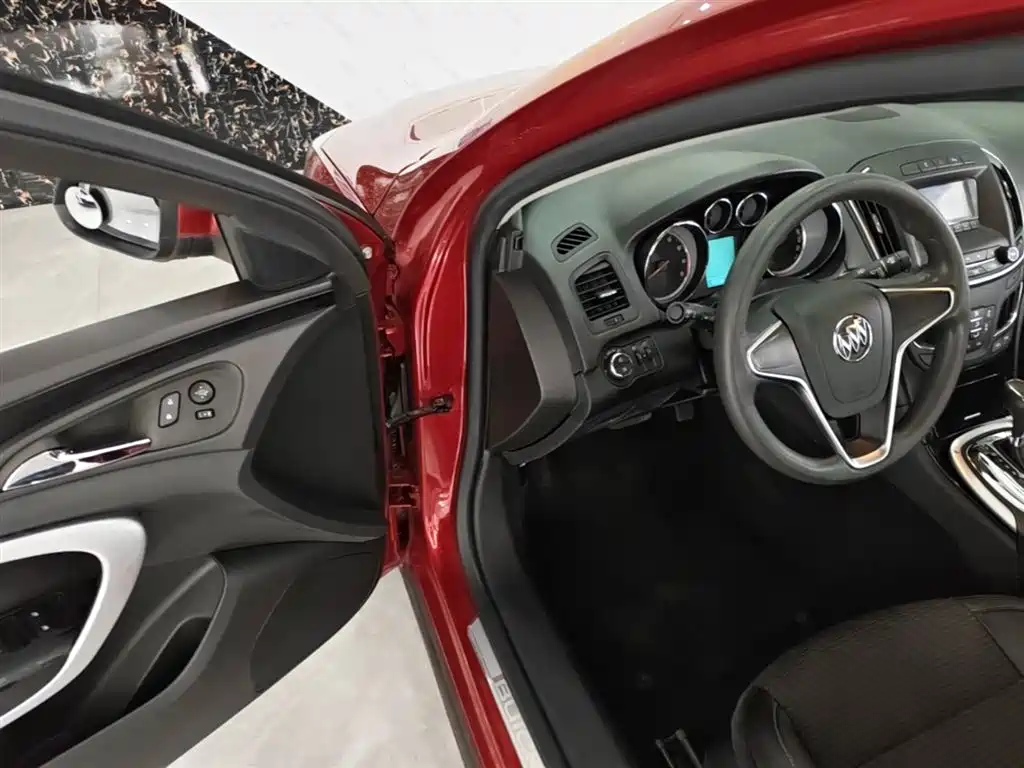 Buick Regal 2015 1.6T Leading Tech Edition фото 16