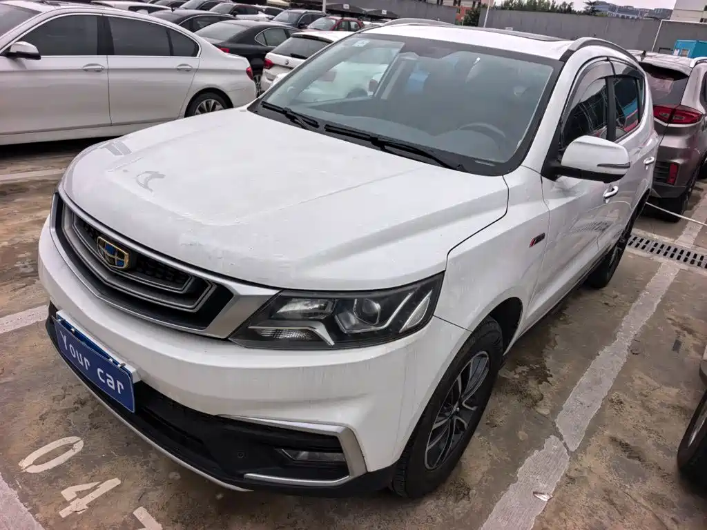 Фото 1 - Geely Emgrand X6