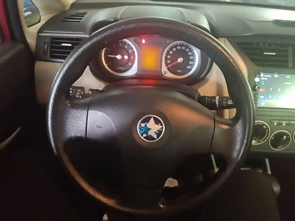 Venucia R50 2014 2013 1.6L Automatic Luxury Edition