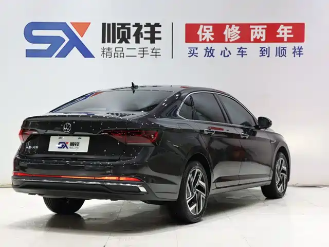 Volkswagen Sagitar 2025 Model Year 3rd Facelift 300TSI DSG Surpassing Edition — фото 4