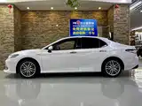 Фото 3 - Toyota Camry