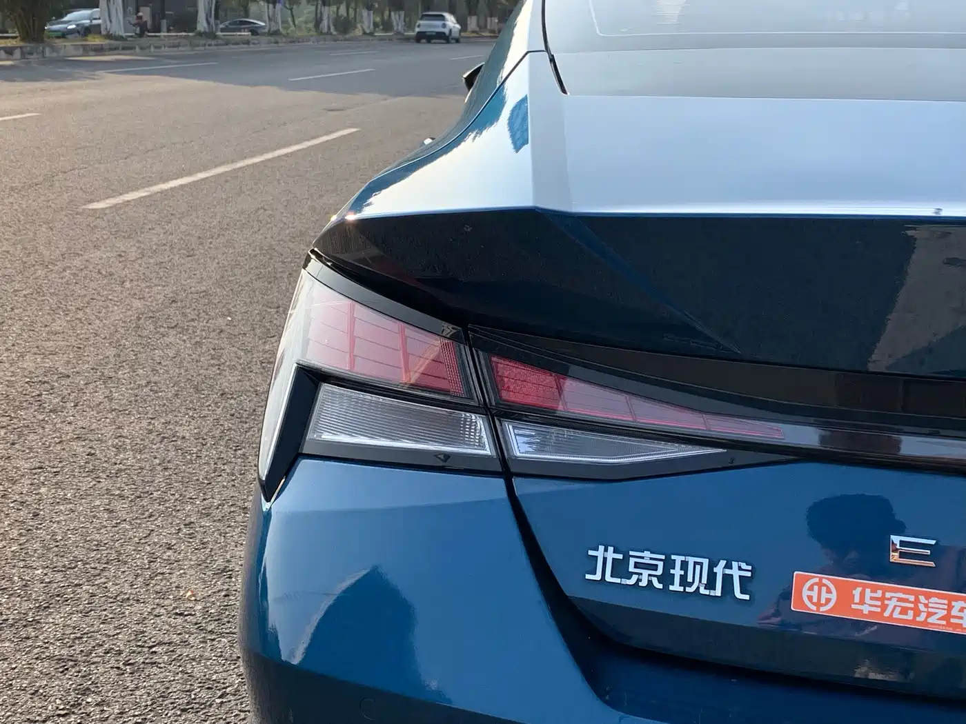 Hyundai Elantra 2021 1.5L CVT GLX Elite Edition фото 11
