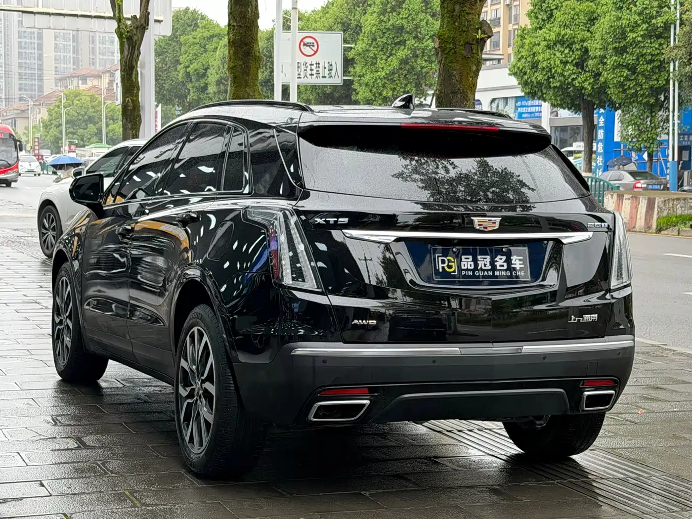 CADILLAC XT5