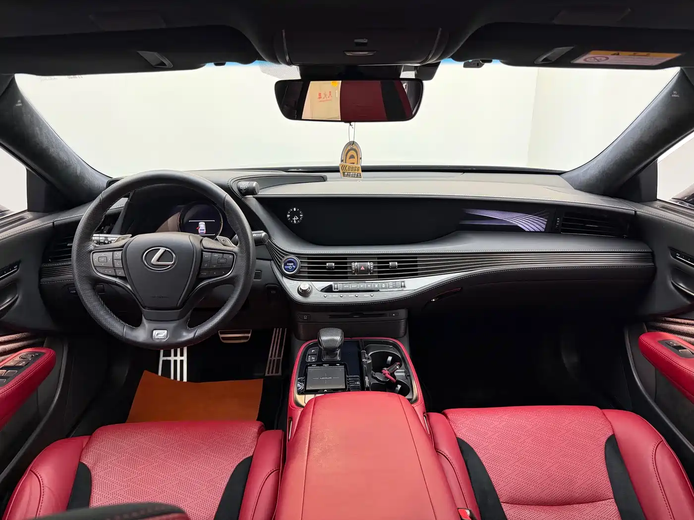 Lexus LS 2018 500h F SPORT China V фото 11