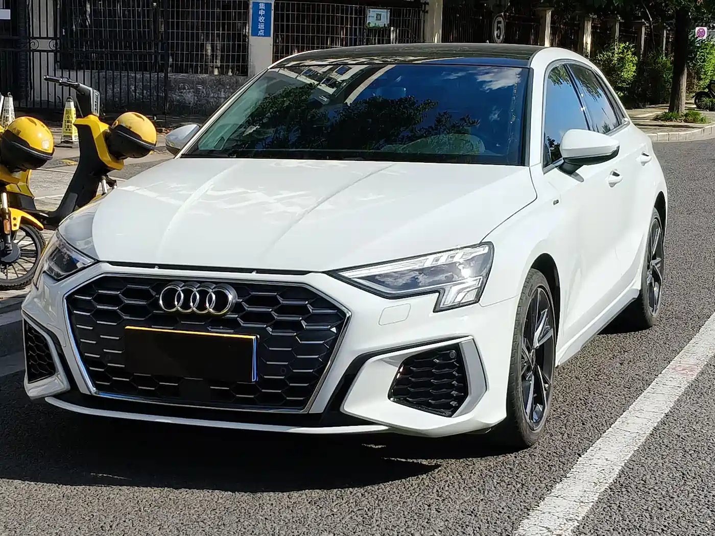 Фото 1 - Audi A3