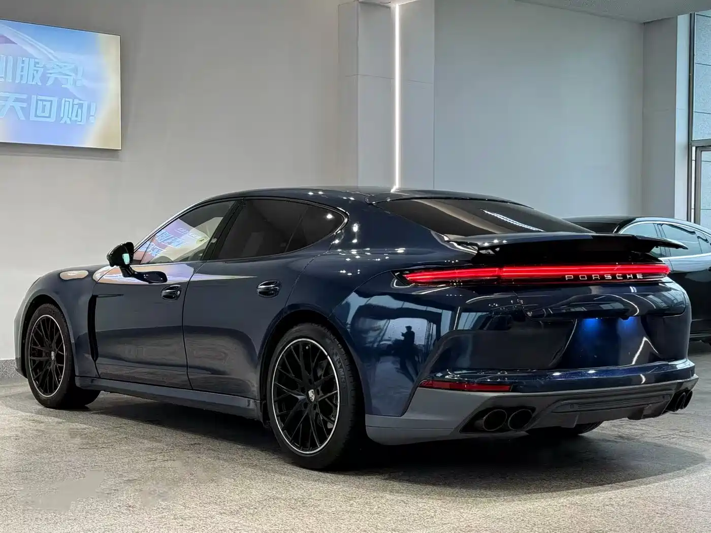 Porsche Panamera 2014 Panamera 3.0T фото 9