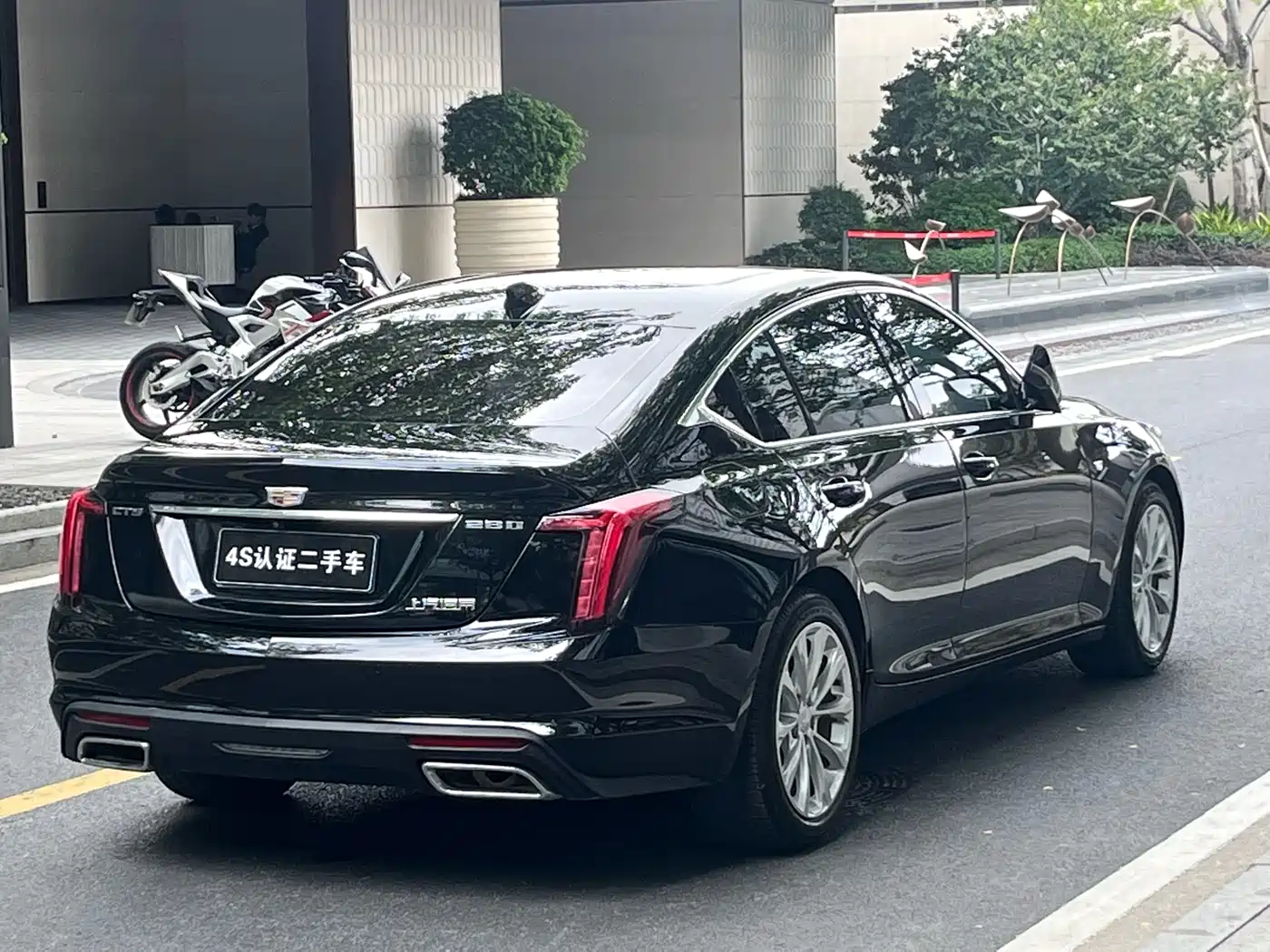 CADILLAC CT5