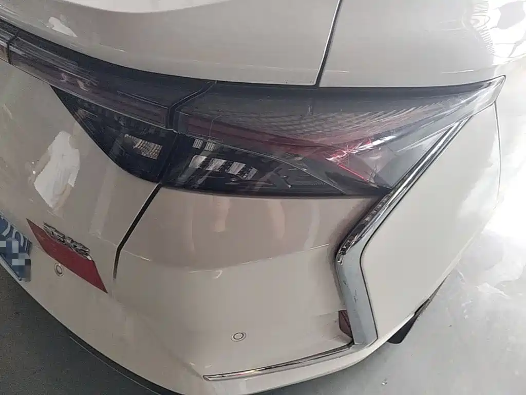 Фото 8 - Dongfeng Aeolus Yixuan