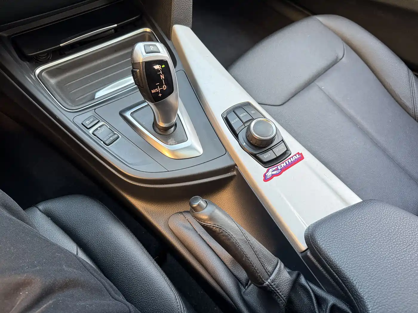 BMW 3 Series 2015 316i Progressive фото 14