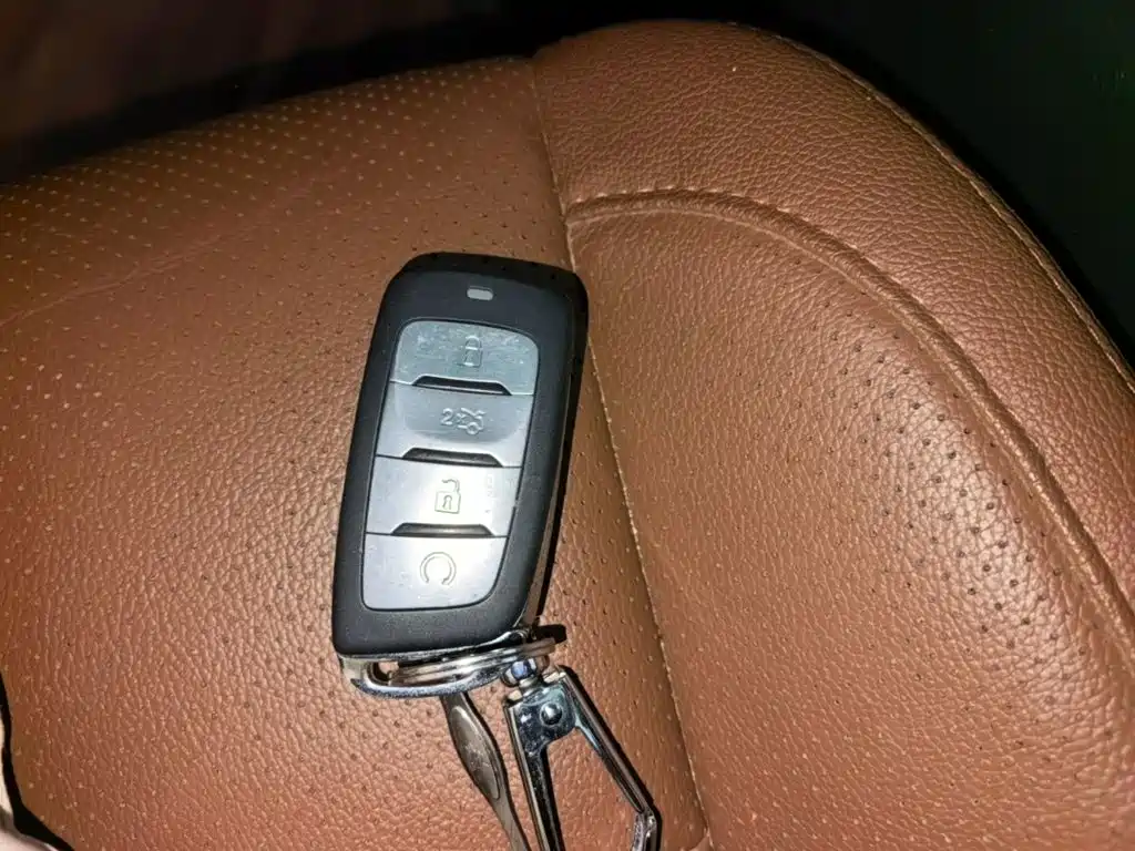 Changan CS95 2017 2017 2.0T FWD Zhiyuan Edition