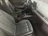 Фото 4 - Audi A4 (Import)