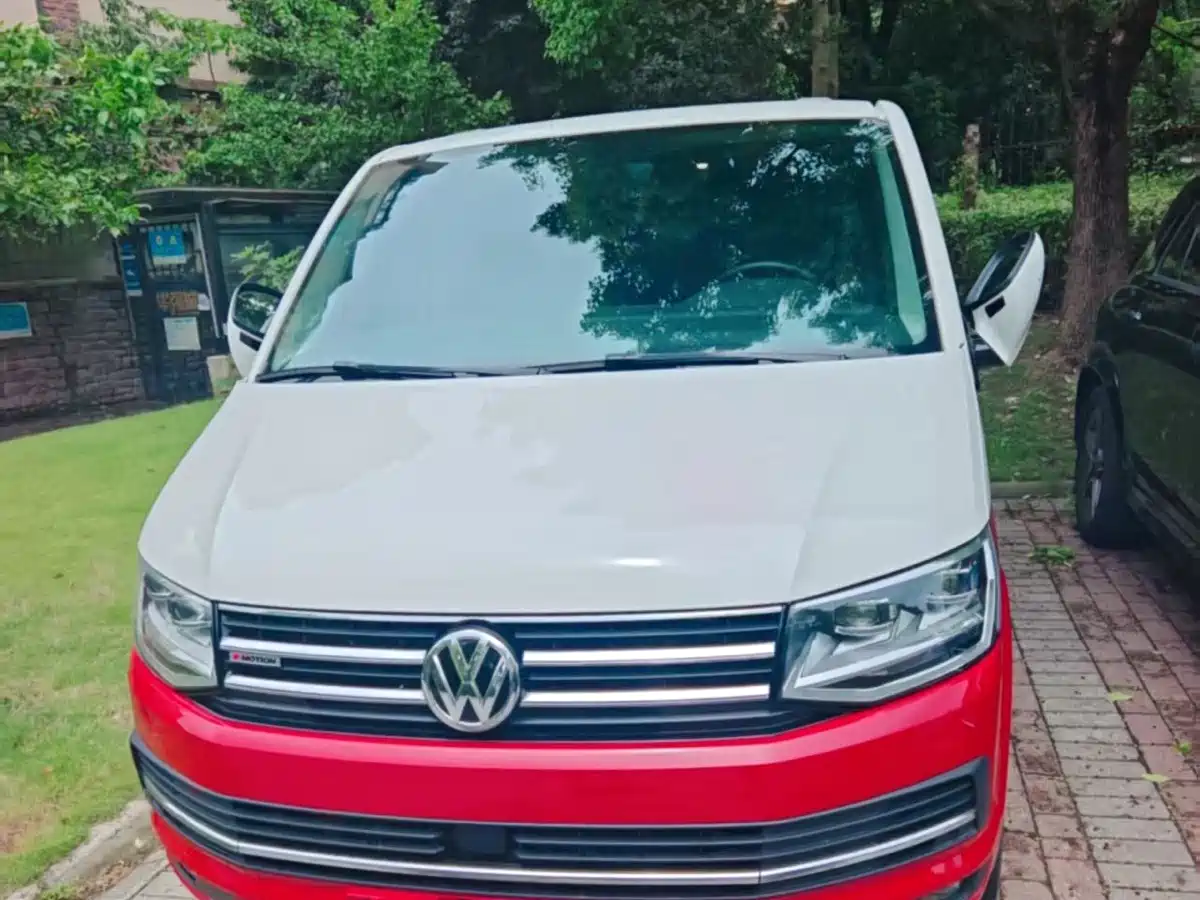 Volkswagen Multivan 2018 2018 2.0TSI 4WD Leisure Edition 7-Seater