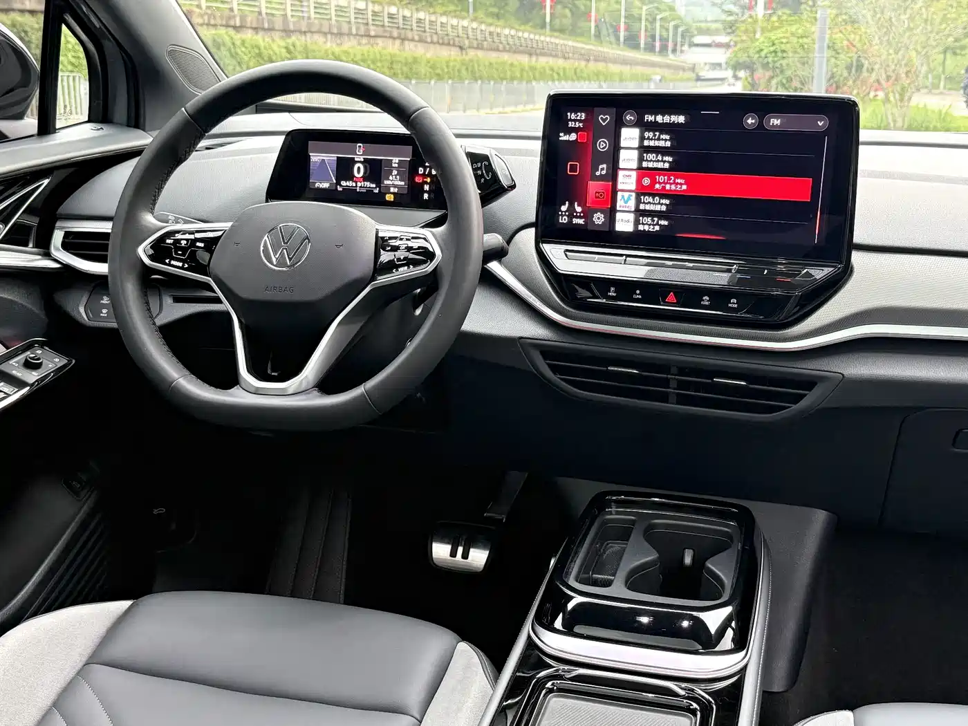Volkswagen ID.4 CROZZ 2021 2021 Nightfall Launch FWD Edition