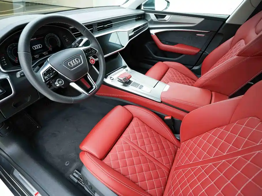 Фото 9 - Audi A7