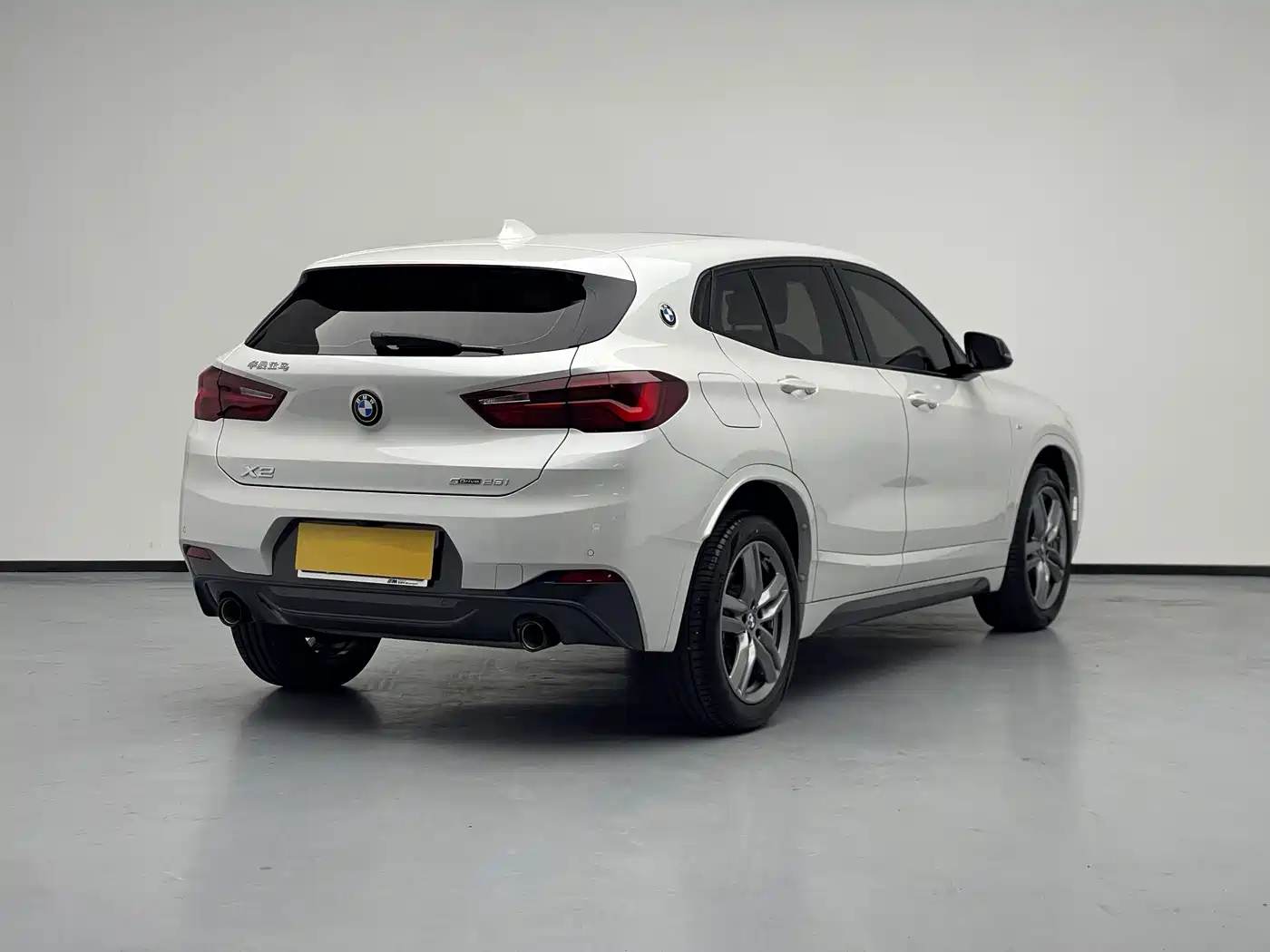 BMW X2 2024 2023 sDrive25i M Sport Shadow Edition