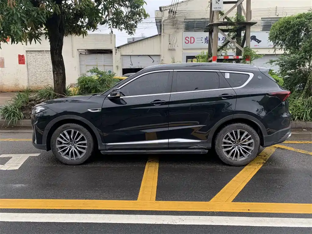 Jetour X70 PLUS 2025 2024 Champion Edition 1.5T DCT Champion MAX+ 7-seater