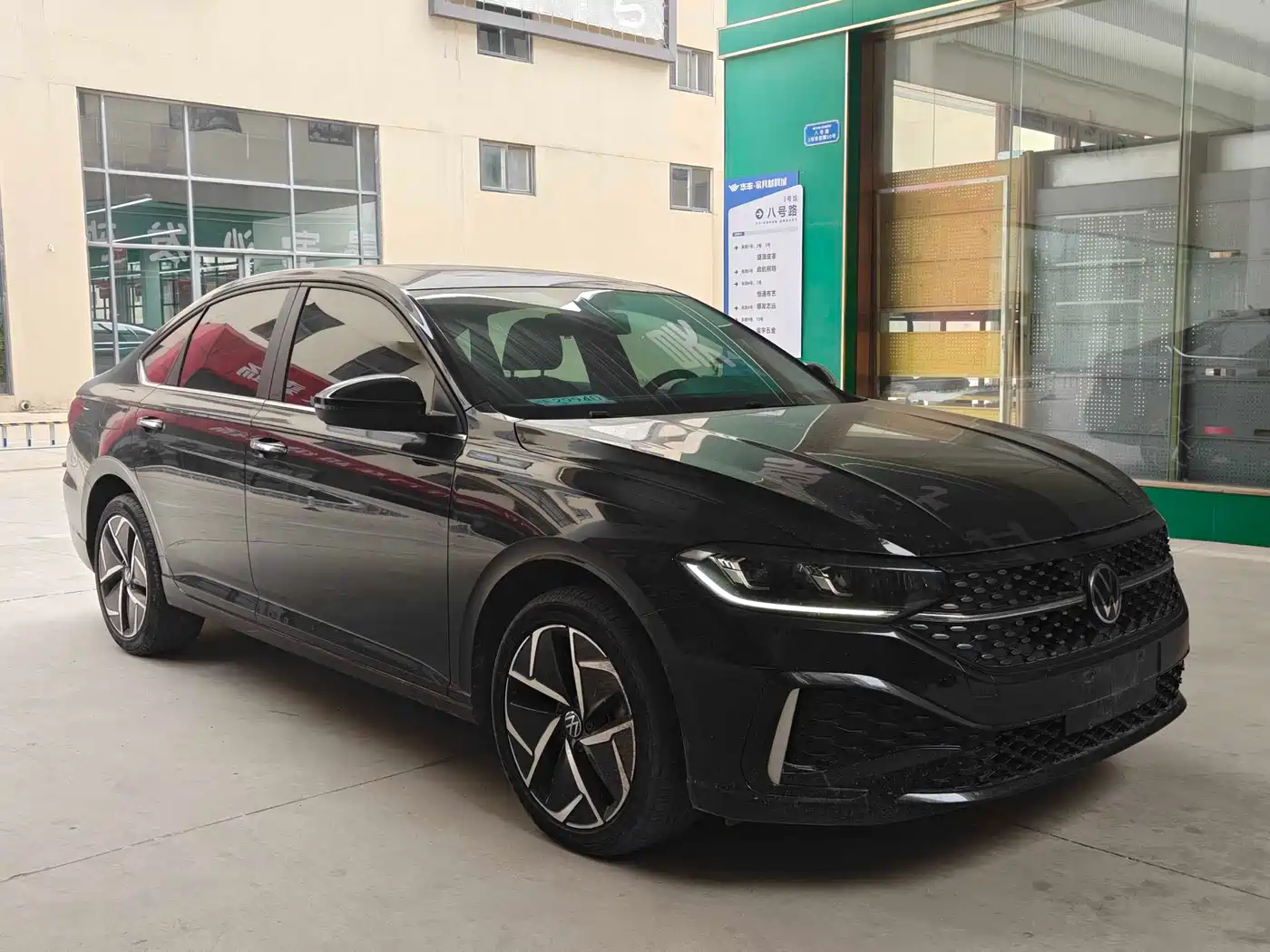 Volkswagen Lavida 2023 280TSI DSG Starlight Comfort Edition фото 3