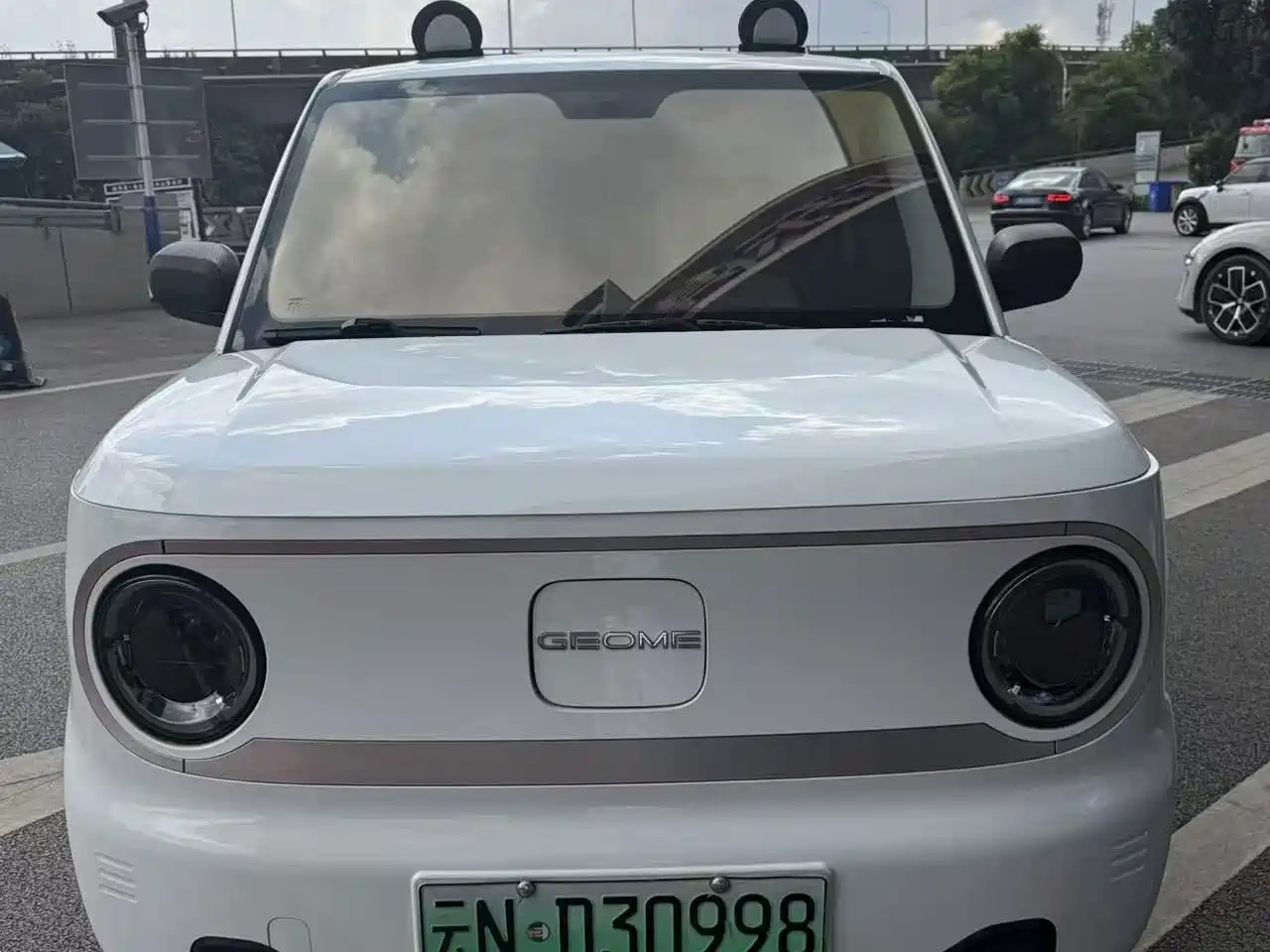 Photo 2 - Geely Galaxy Panda