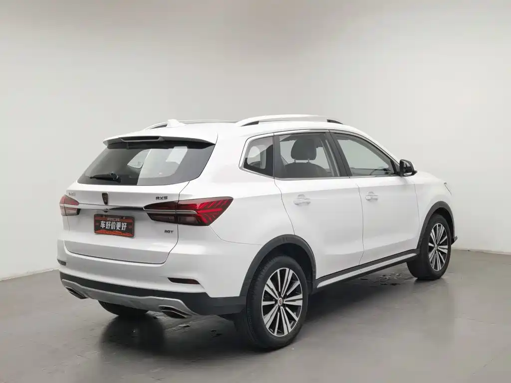 Фото 2 - Roewe RX5