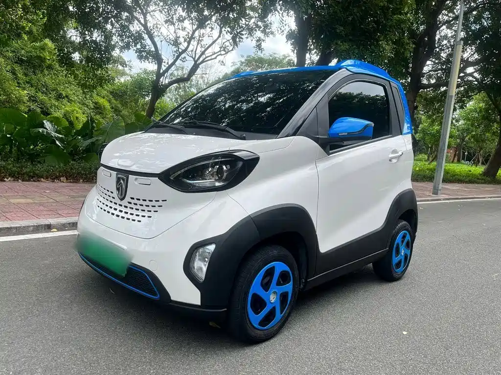 Фото 2 - Baojun E100