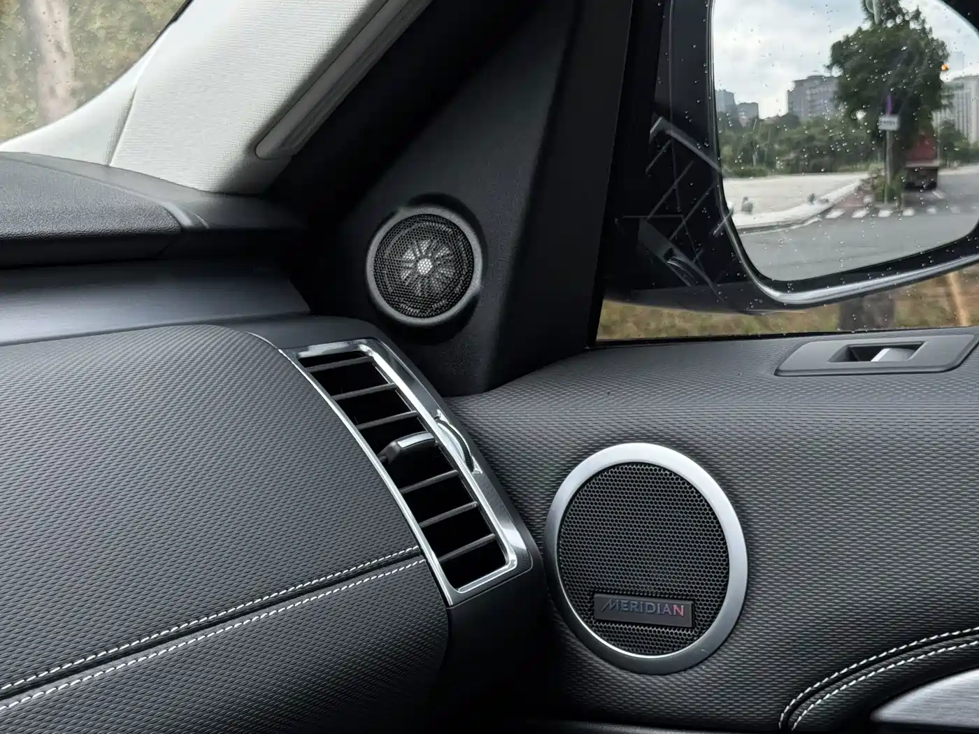 Land Rover Discovery 2024 2024 360PS Dynamic SE