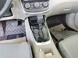 Photo 14 - Nissan Tiida