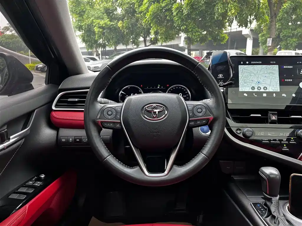 Toyota Camry 2021 Hybrid 2.5HS Fashion Edition фото 14