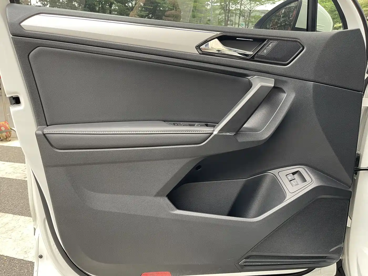 VOLKSWAGEN TIGUAN L NEW ENERGY