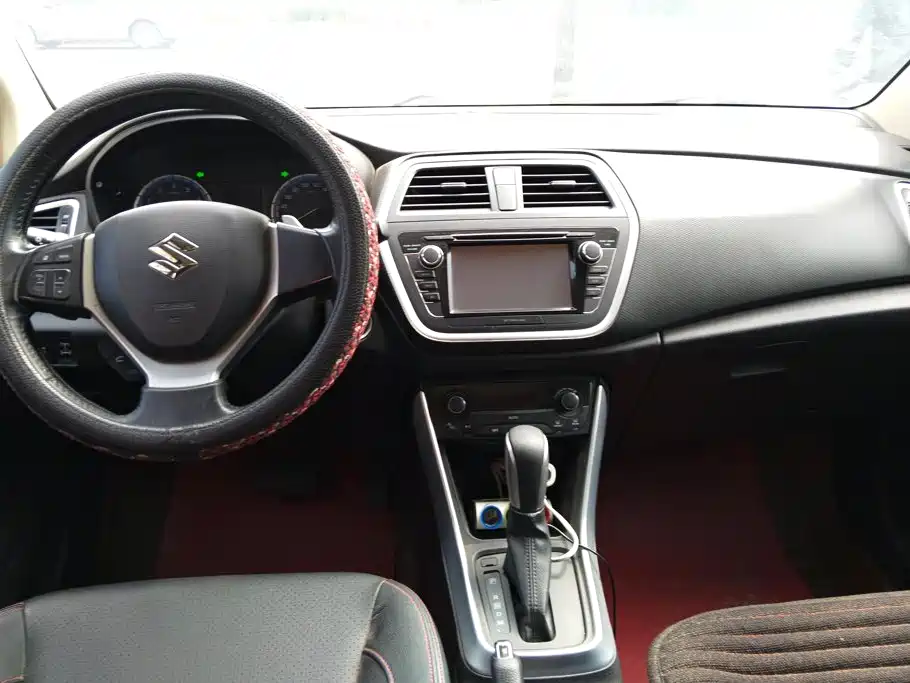 Suzuki SX4 S-Cross 2015 2014 1.6L CVT 2WD Elite