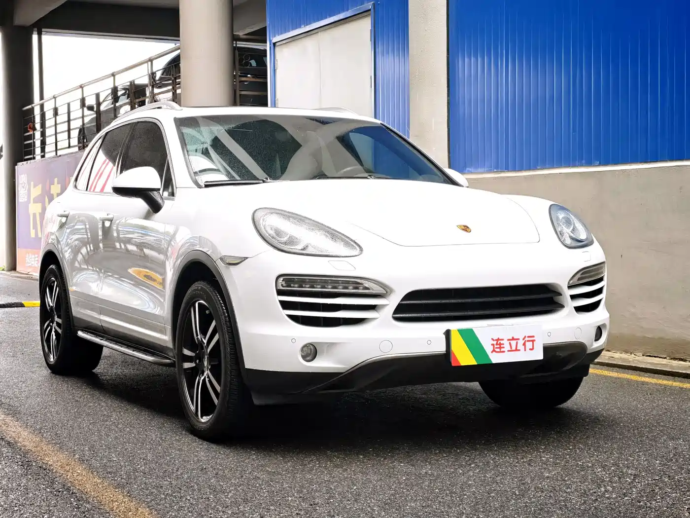 Porsche Cayenne 2014 Cayenne Platinum Edition 3.0T фото 3