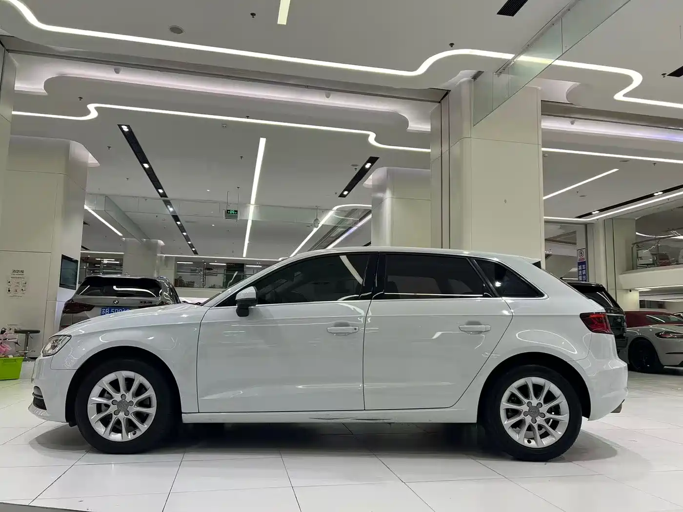 Audi A3 2016 Sportback 35 TFSI Progressive фото 10