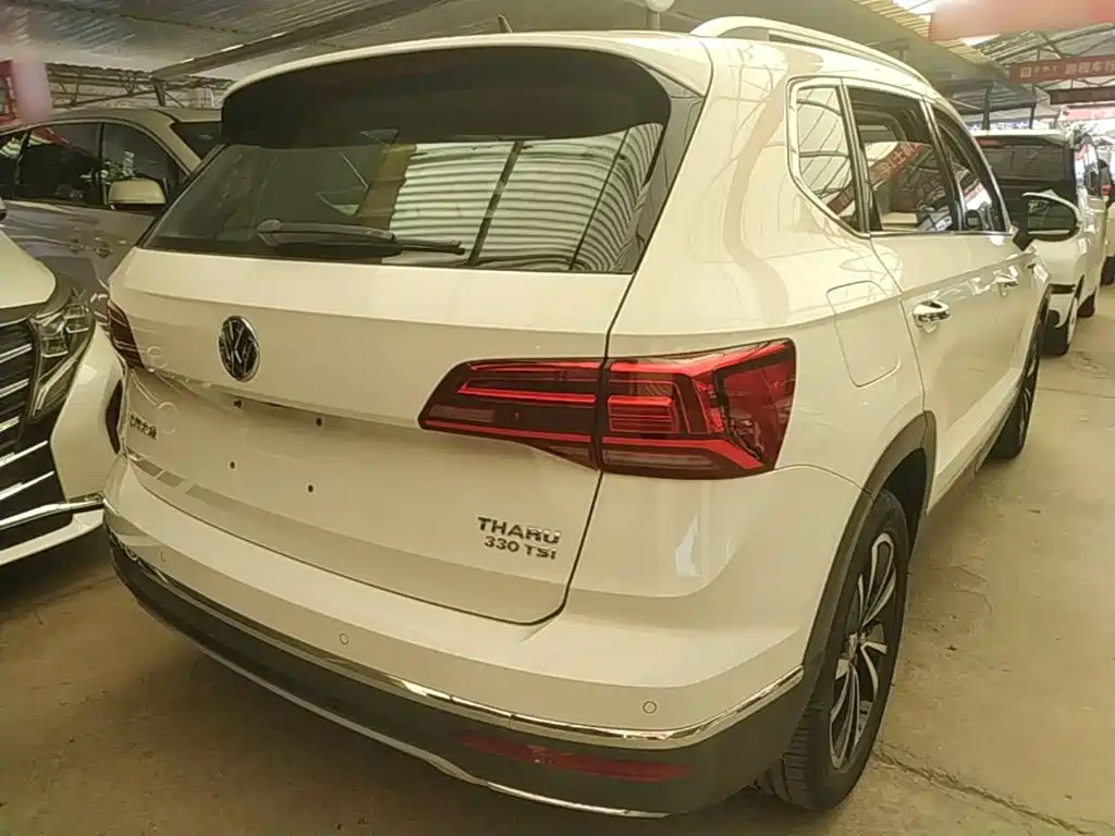 Photo 7 - Volkswagen Tharu