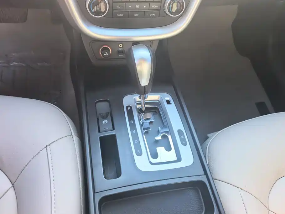 Besturn X80 2014 2013 2.0L Automatic Luxury Type