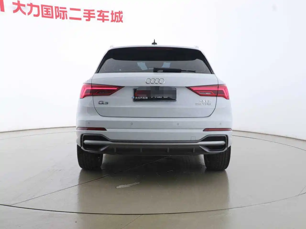 Audi Q3 2023 35 TFSI Fashion Dynamic Model (1.5T) фото 13