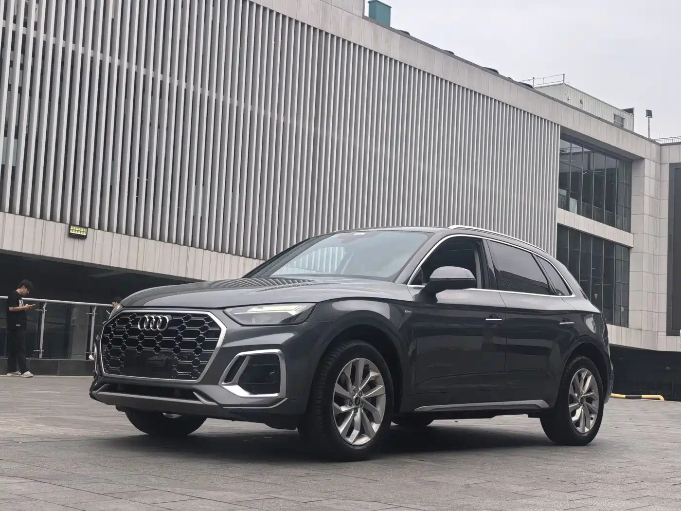 Audi Q5L 2021 40 TFSI Luxury Dynamic