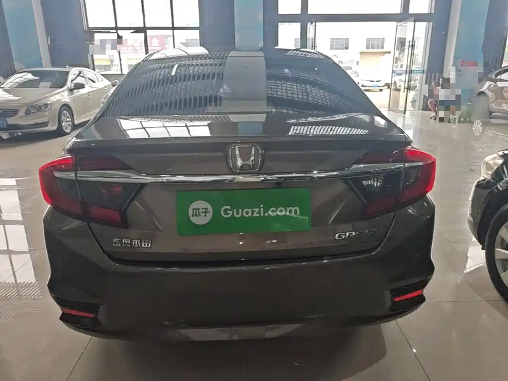Honda Greiz 2017 2016 1.5L CVT Classic Edition