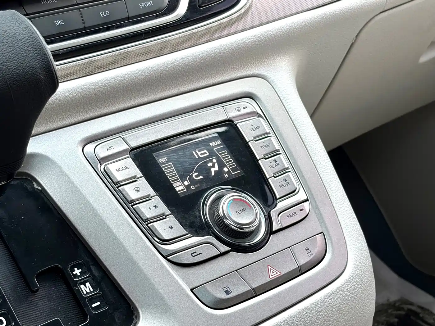 Maxus G10 2019 2018 PLUS 2.0T Manual Elite Edition