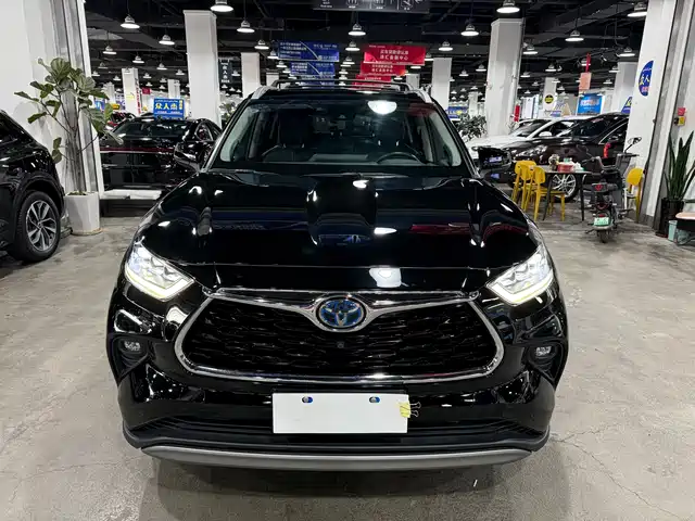 Toyota Highlander 2022