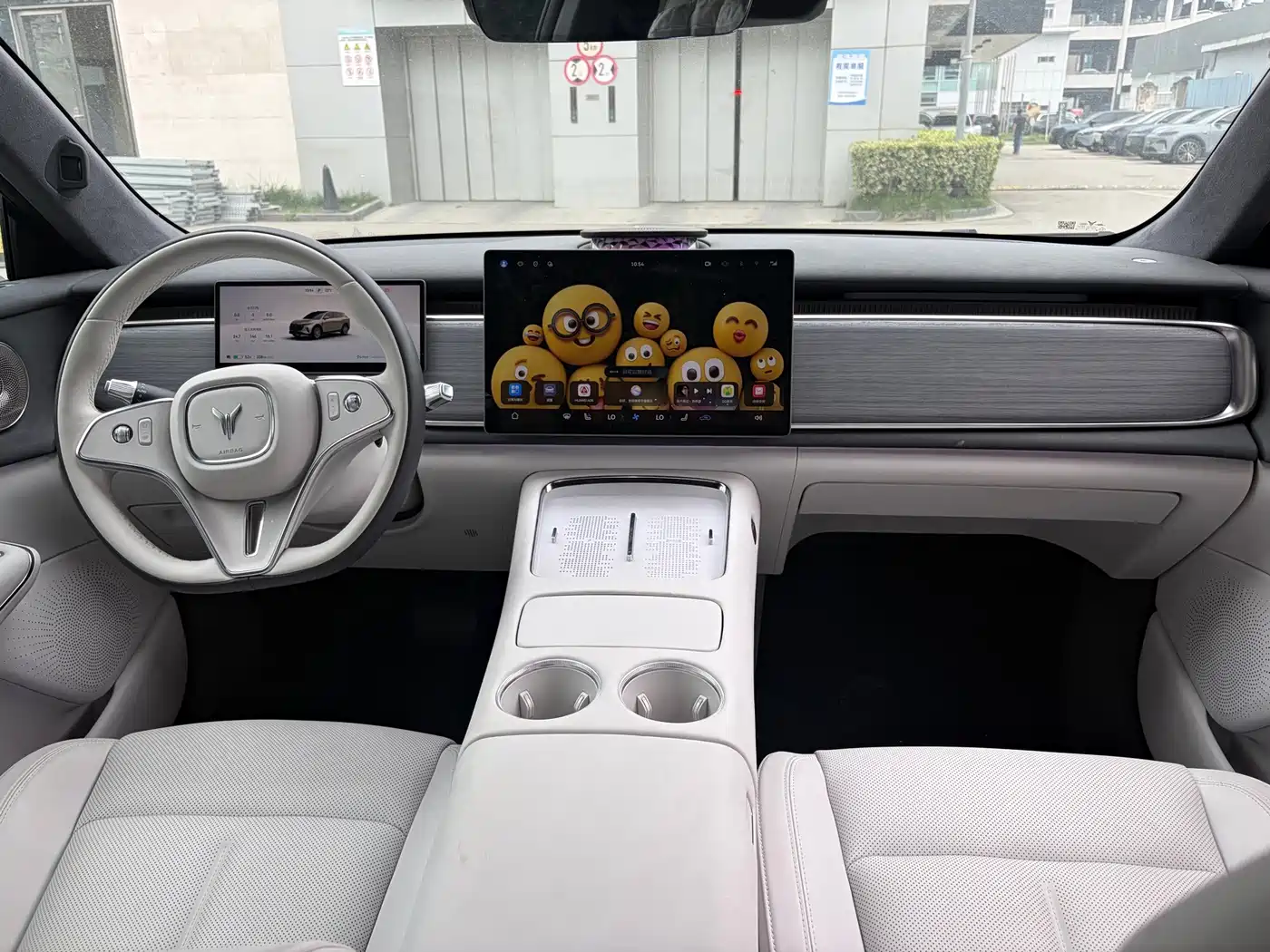 Voyah Courage 2025 2025 Model 2WD Huawei Qiankun Edition