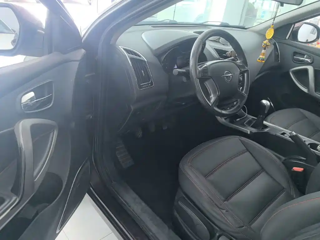 Haima S5 2015 2015 1.6L Manual Luxury Sunroof Edition