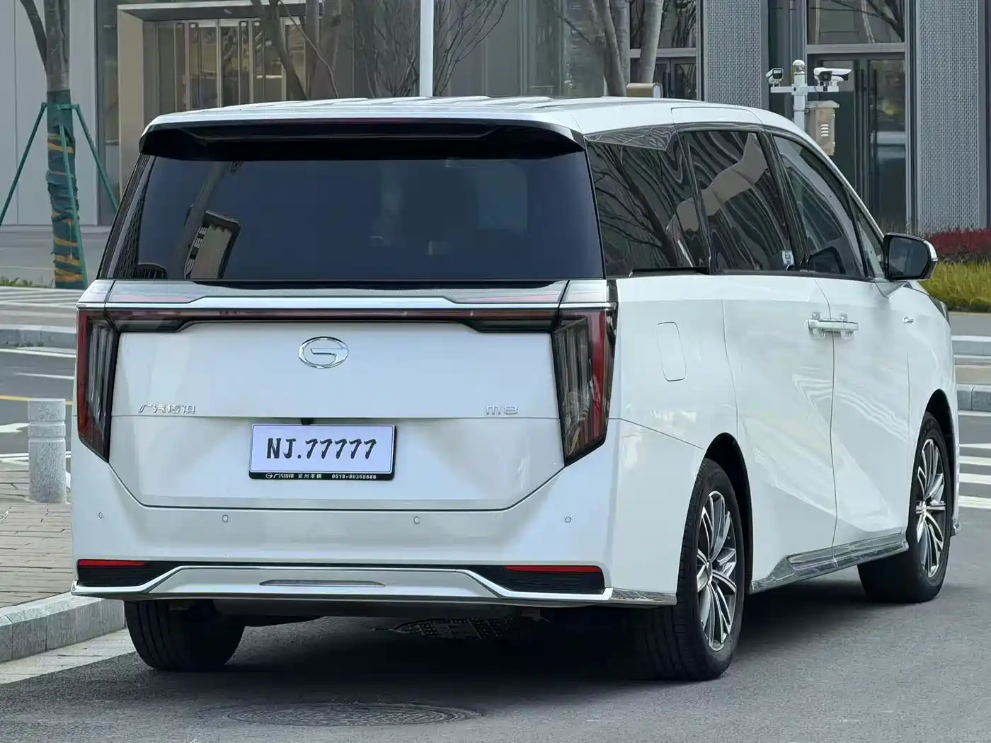GAC TRUMPCHI M8
