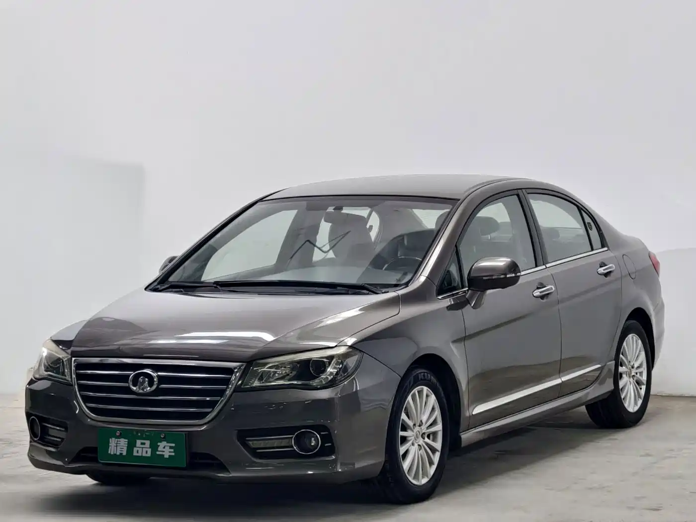 Great Wall C50 2015 2014 Upgrade 1.5T Manual Fashion