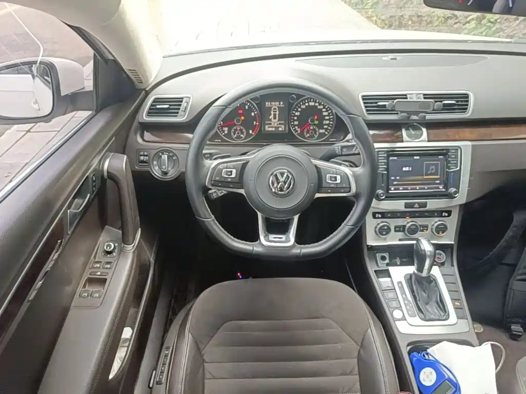 Volkswagen Magotan (Import) 2015 2012 Wagon 2.0TSI Comfort