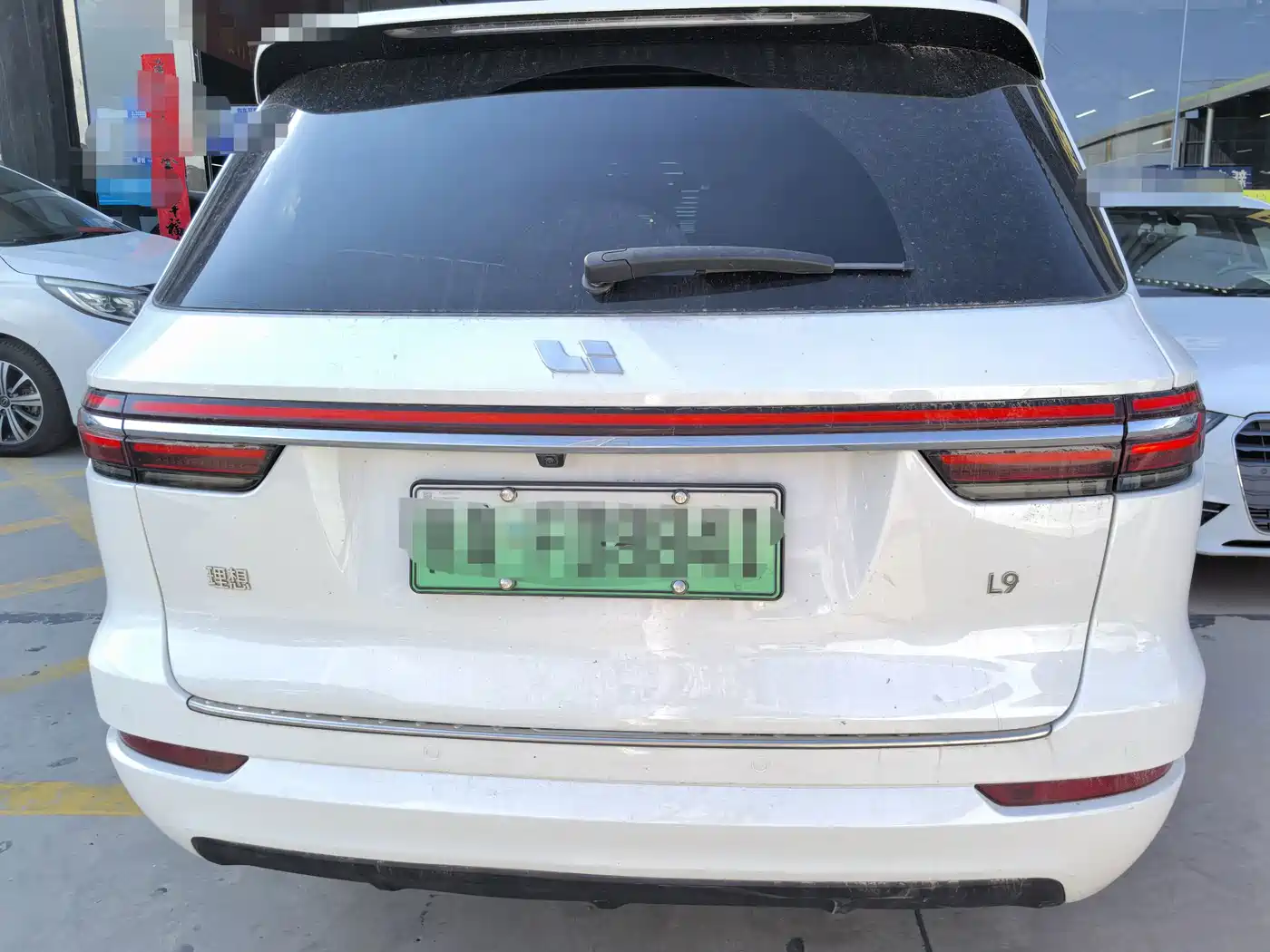 Фото 4 - Li Auto Li ONE