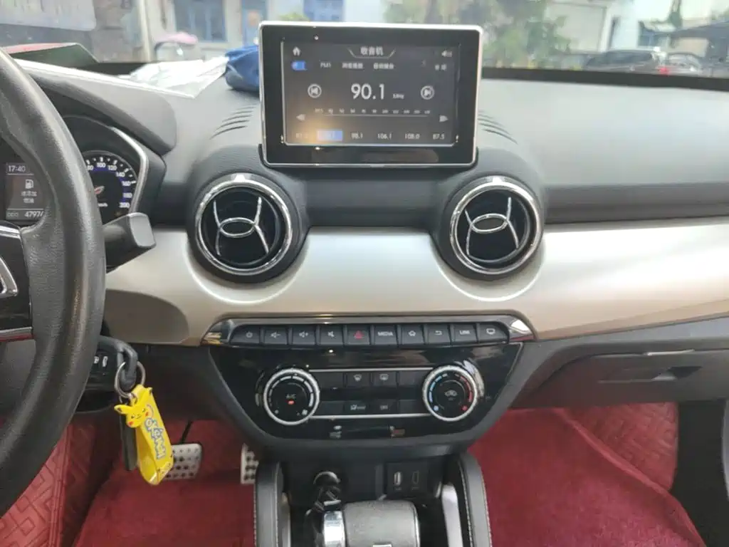 BAIC Changhe Q35 2017 2016 1.5L Automatic Cool Edition