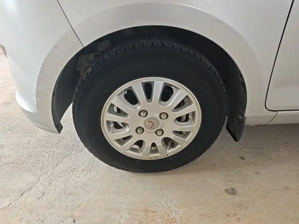 Wuling Motors Wuling Rongguang V 2018 2016 1.5L Standard