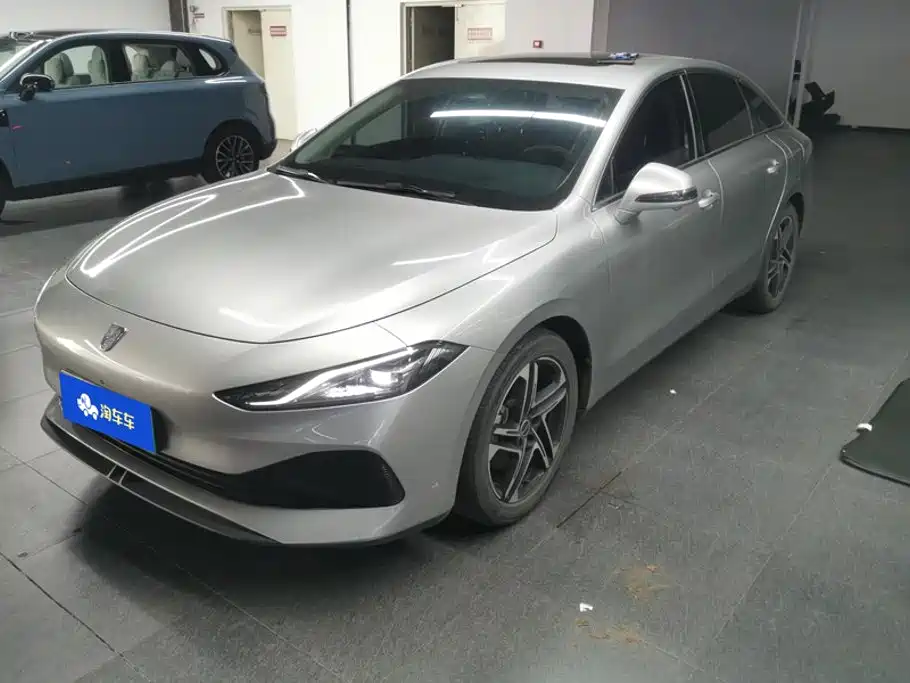  Roewe Roewe D7 2023 DMH 125km Flagship Edition