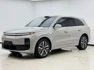 Li Auto L6