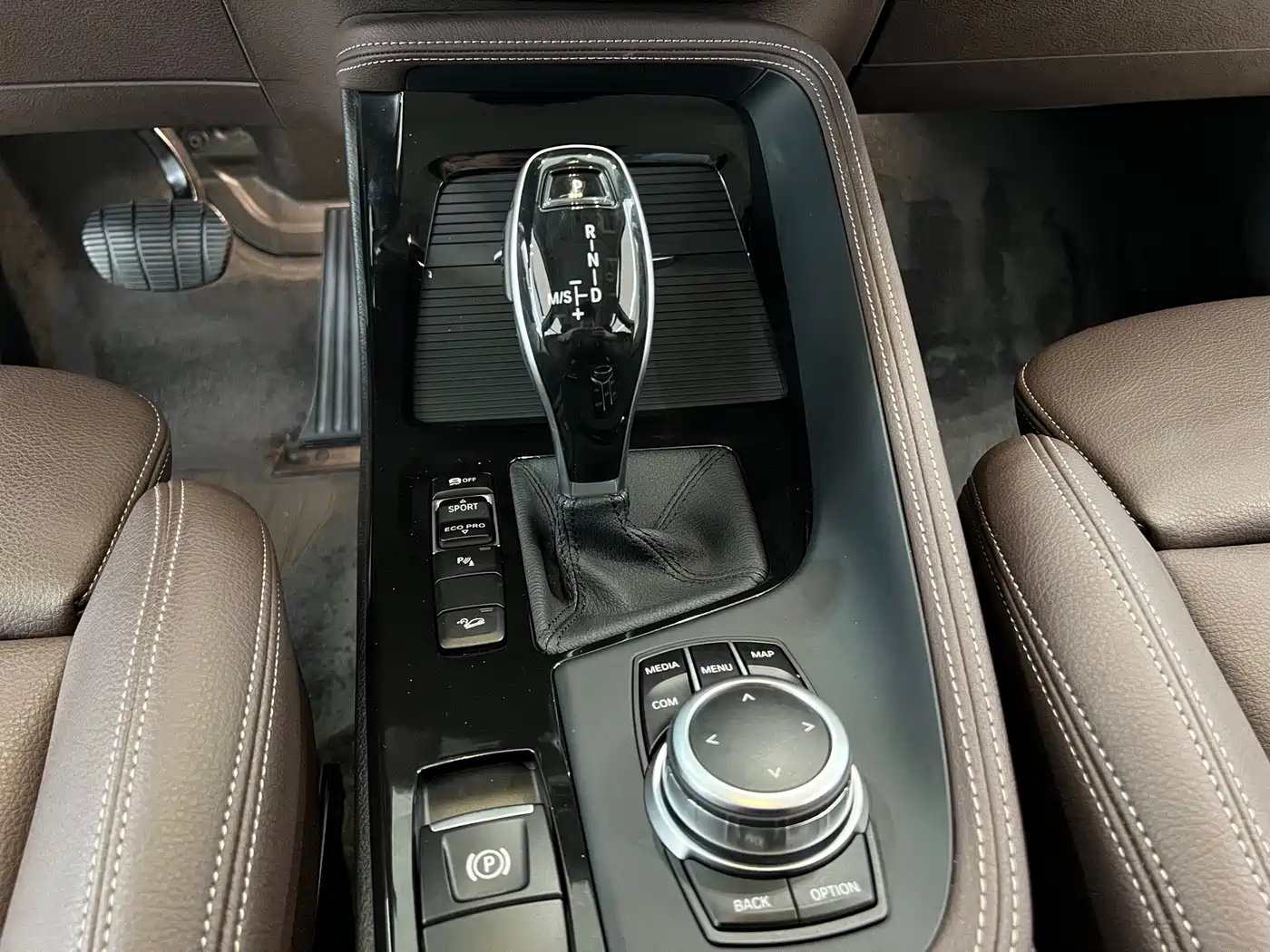 BMW X1 2022 xDrive25Li Premium фото 10